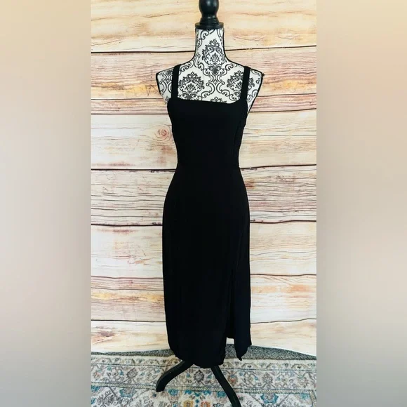 Wild Honey Black Square Neck Open Tie Smocked Back Sleeveless Maxi Dress Size M - Picture 2 of 15